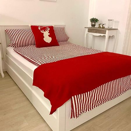 Ferienwohnung Pipergast Mit Terrasse 웨를링하우젠 외부 사진